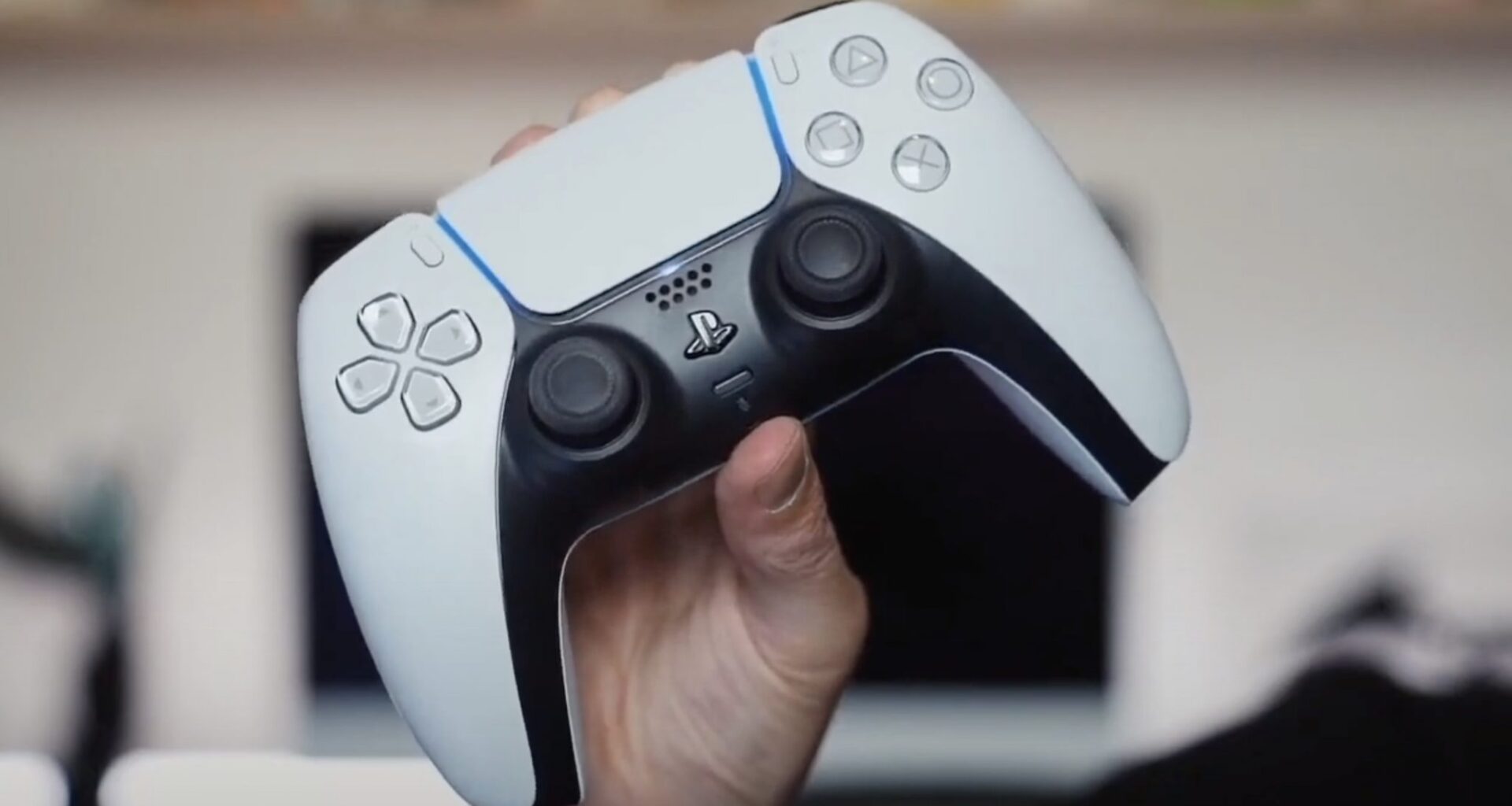 【PS5】コントローラーをPCに接続する方法は?USBとBluetoothそれぞれ解説!